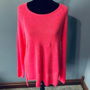 Jennifer Lopez Thin Summer Sweater